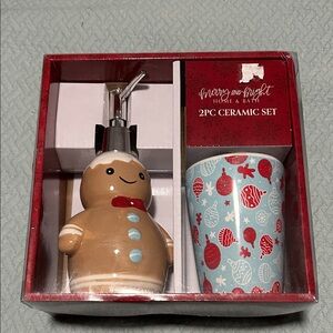 Merry and Bright Gingerbread Man Bath Accessory Set - Tan and Blue